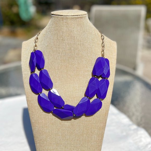 Bohemian Statement Necklace Chunky Purple Lavender Faceted Lucite Gold Chain NWT - Picture 2 of 4
